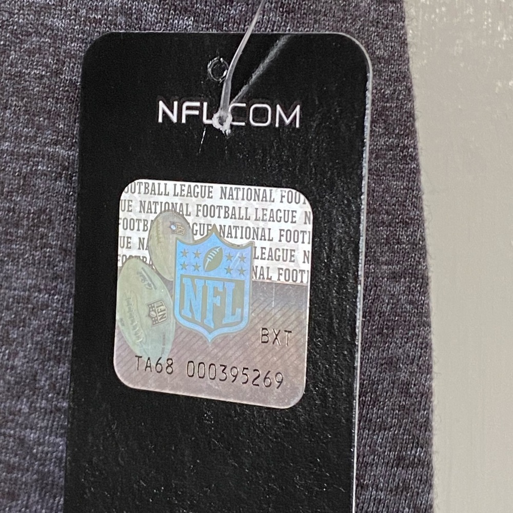 NWT NFL Pro Line - Picture 2 of 5